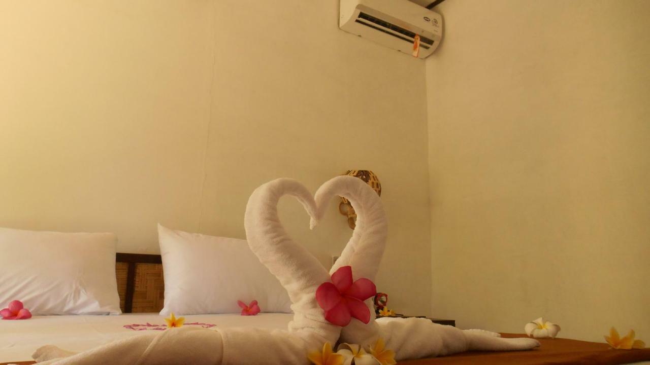 Taman Menjangan Homestay By Snorkelingmenjangan Banyuwedang Exterior photo